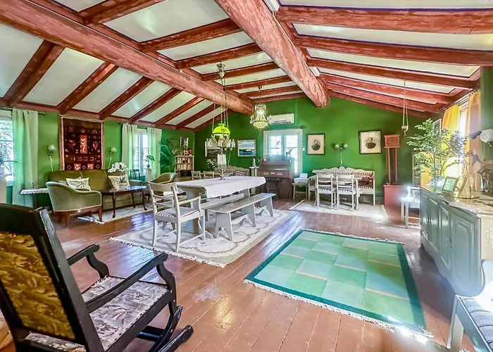 Pleikilae By Interhome بيت للعطل